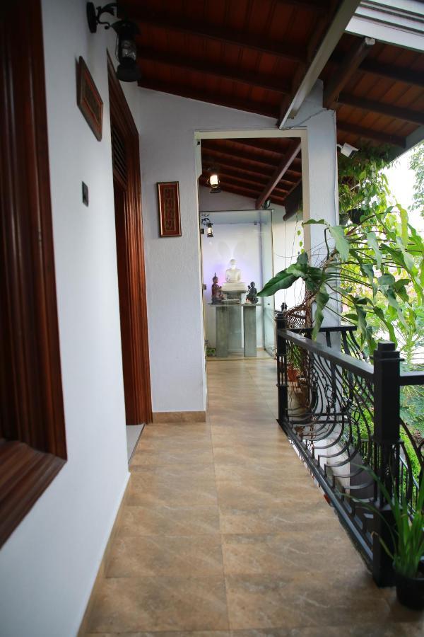 Colombo Orchid Villa Bagian luar foto