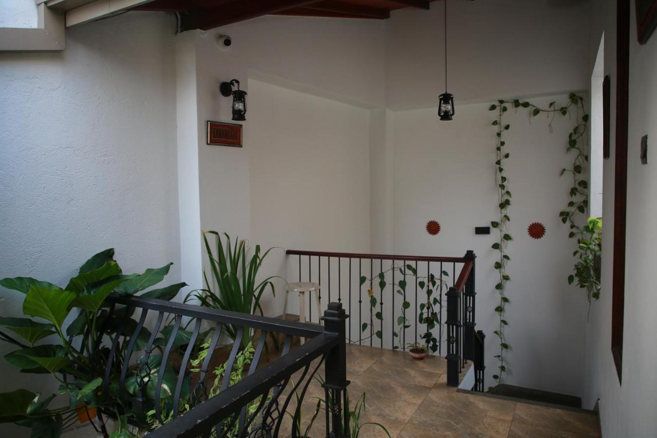 Colombo Orchid Villa Bagian luar foto