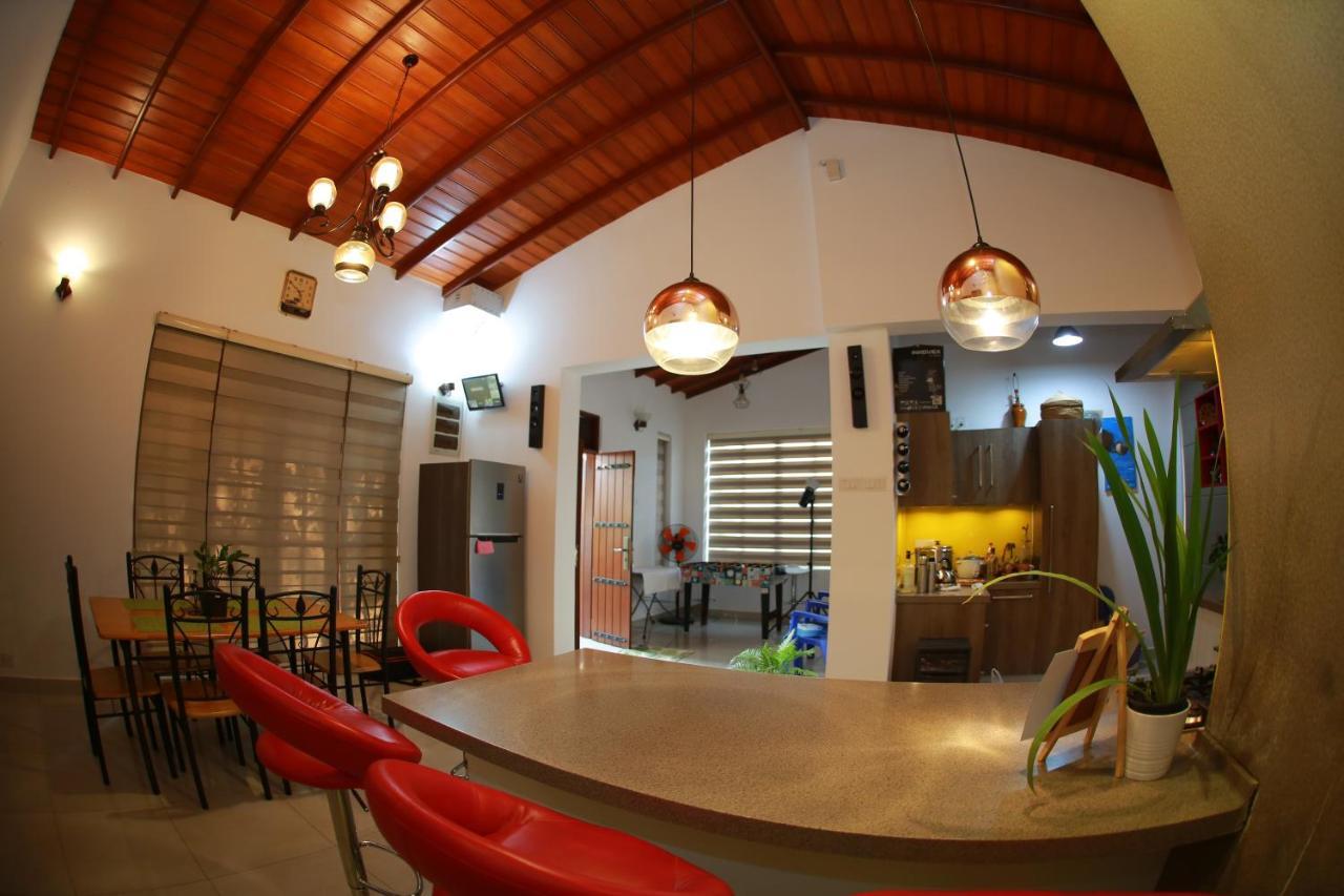 Colombo Orchid Villa Bagian luar foto